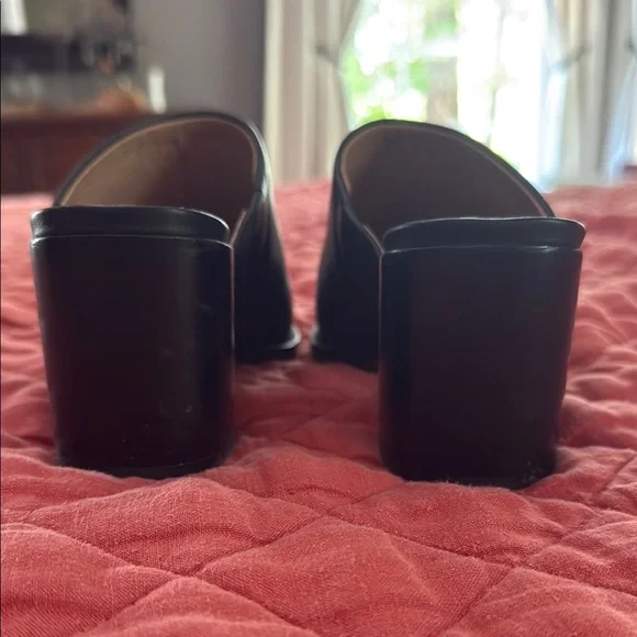 Madewell Black Leather Mules - Picture 2 of 4